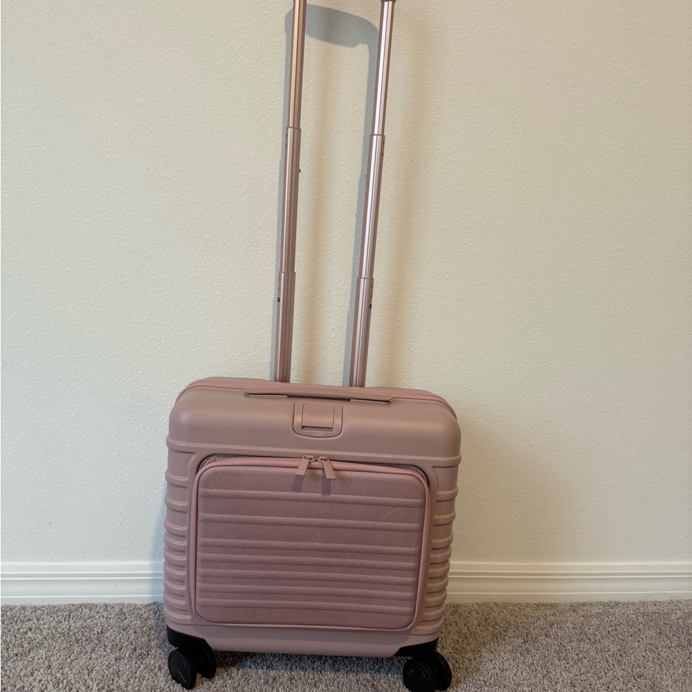 BEIS The Mini Roller in Atlas Pink